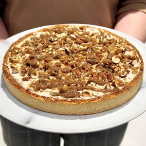 Keto tarta z orzechami pekan i karmelem