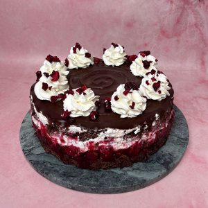 Wuzetka czekoladowa z wiśniami