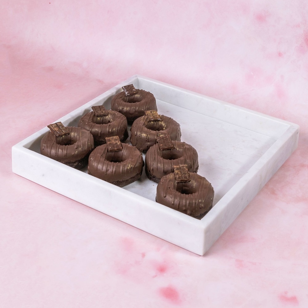 Wegański box donut czekoladowy 6 szt.