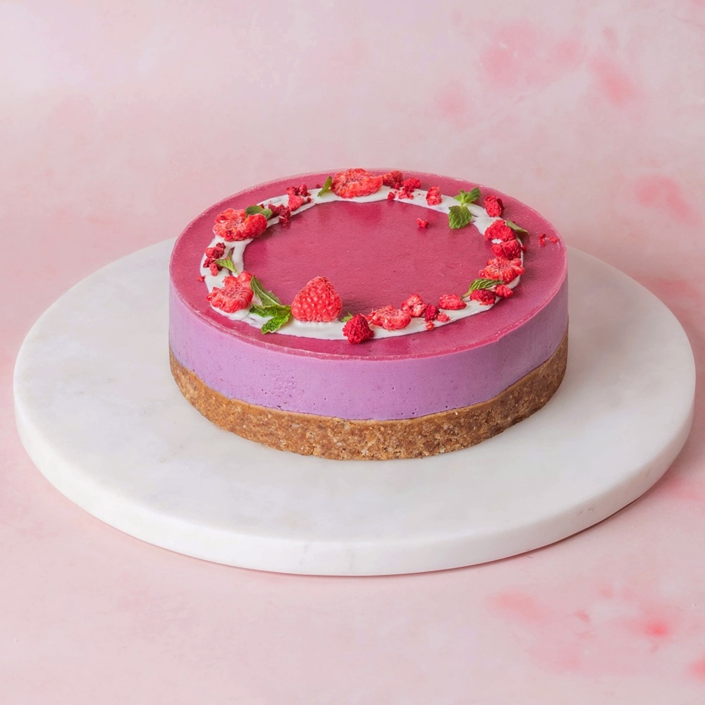 Wegański nerkownik owocowy z karmelem I jagodami acai